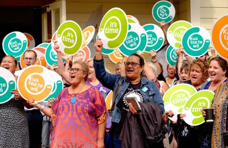 NZEI Te Riu Roa members marching together
